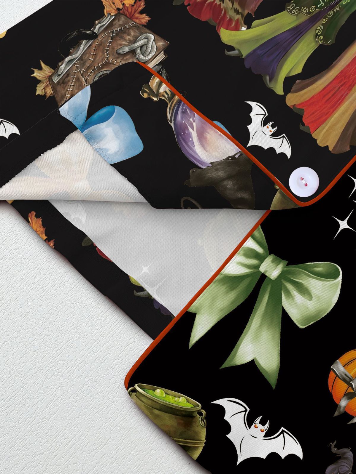1970s Halloween Witch Print Satin Pajama Set